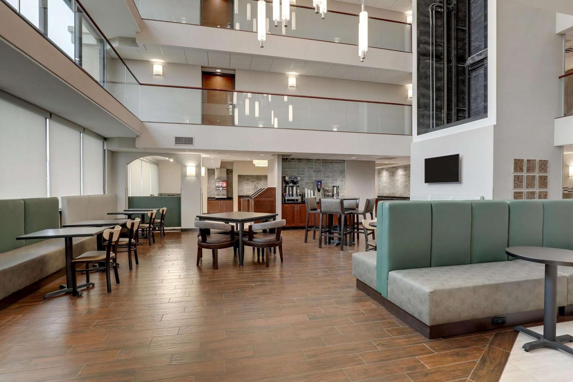 Drury Inn & Suites 케이프저라도 외부 사진