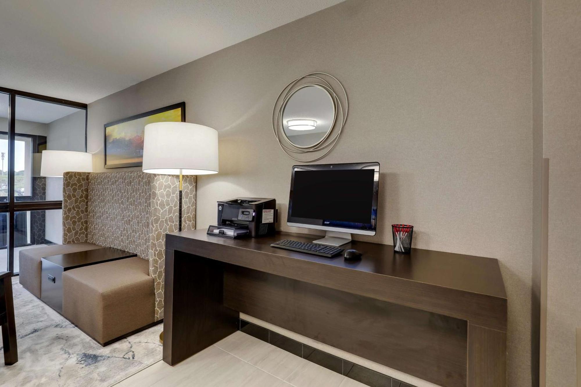 Drury Inn & Suites 케이프저라도 외부 사진